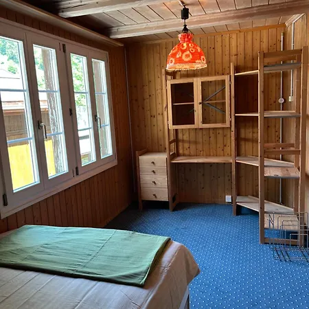 Montes Apartmán