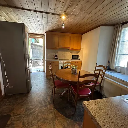 Montes Apartment